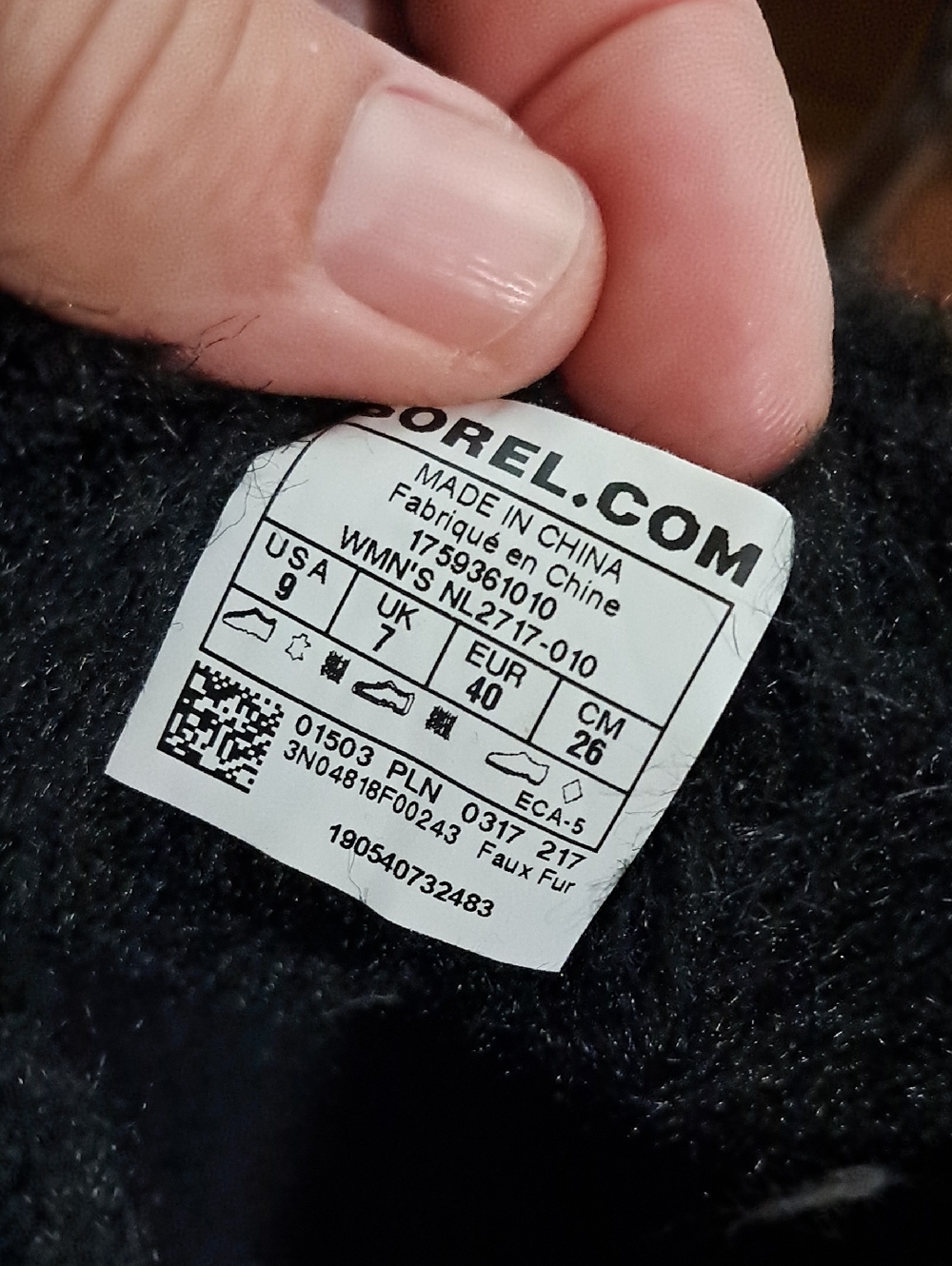 Sorel Fuzzy Slippers - Picture 4 of 8